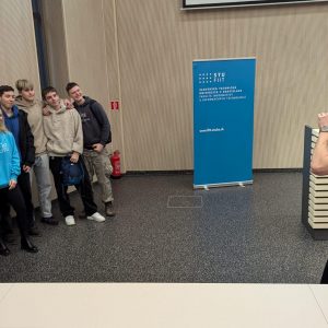 PXL_20241213_100053965-min